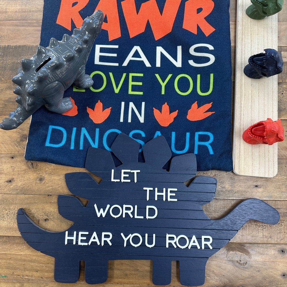 Dinosaur Themed Bedroom Decor Bundle
